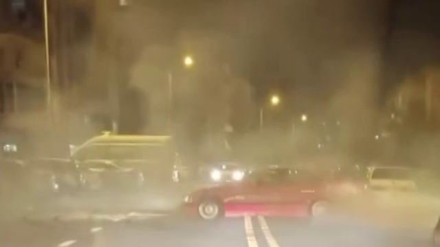 Drift atmak için pisti değil ara sokakları tercih etti