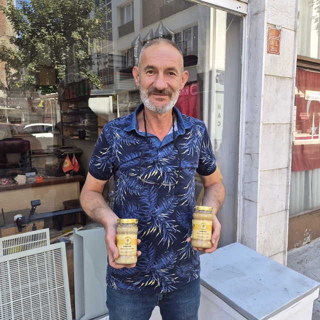 Eskişehir'de bu sezon arıcıların yüzü güldü
Arıcılar bal üretiminde bereket...
