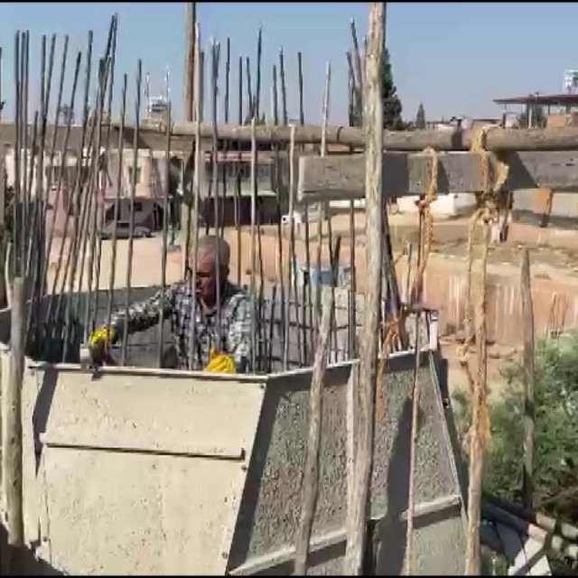 42 yıllık usta, 'Kibar Feyzo' filmindeki minareyi yapan babasının izinden g...