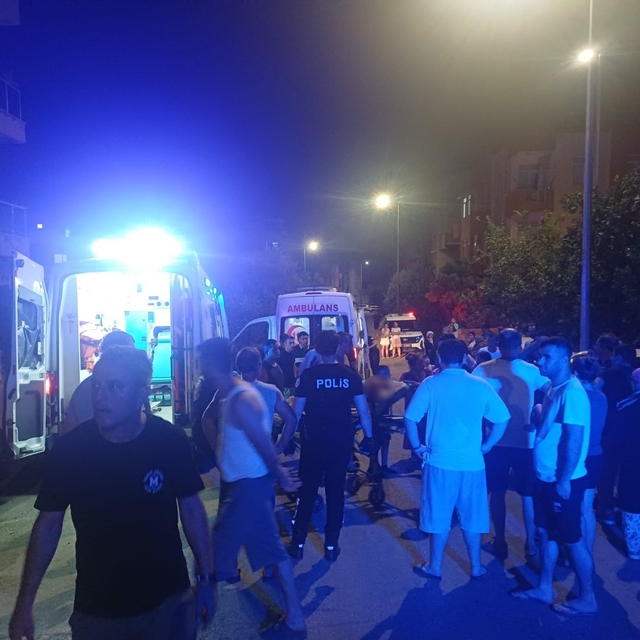 Annesini darp eden babasını bıçakladı
Şüpheli, çıkarıldığı mahkemece tutukl...