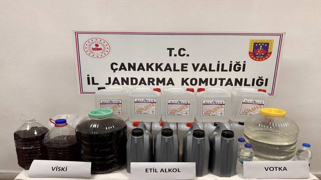 Çanakkale'de kaçak alkol operasyonu
140 litre kaçak alkole el konuldu