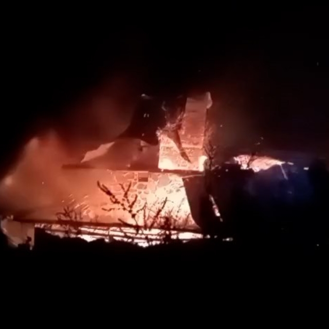 Pokut Yaylası'nda çıkan yangında 1 işletme kül oldu