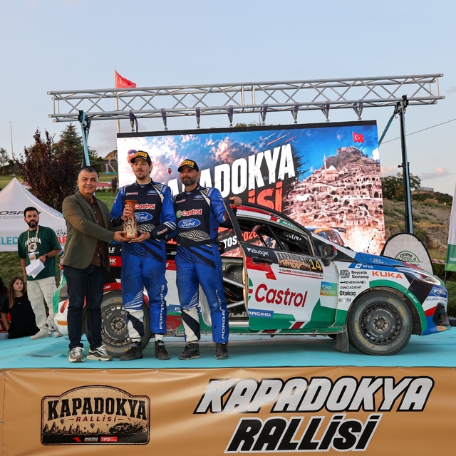 Castrol Ford Team Türkiye'den Kapadokya Rallisi'nde duble podyum