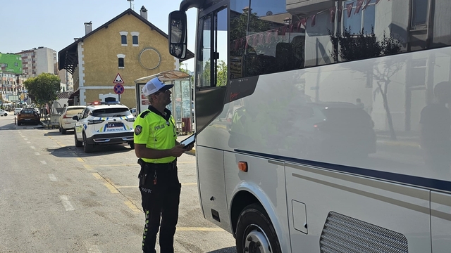 Bandırma'da trafik denetimleri arttı, araç kontrolleri 71 bini aştı