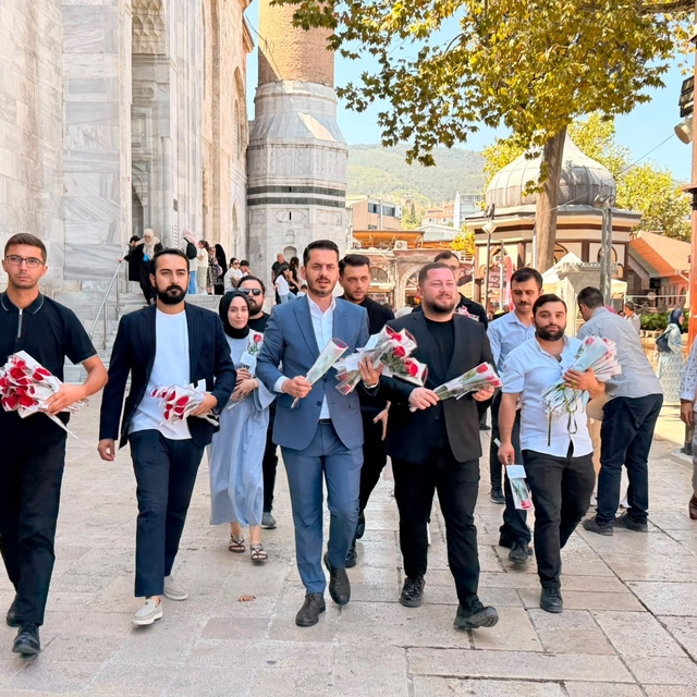 Bursa'da Ak Partili gençlerden anlamlı program