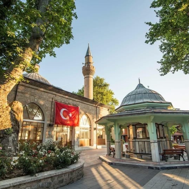 İnegöl Belediyesi'nden kandil ikramı
