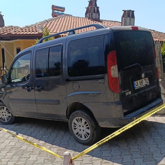 Evin önünden çaldılar, siteye bıraktılar