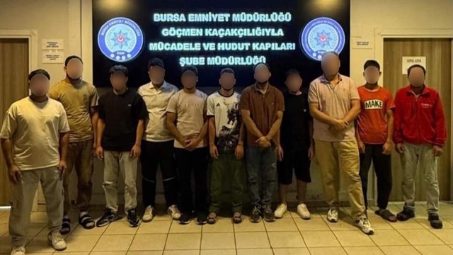 Bursa'da kaçak göçmen operasyonu: 11 kişi yakalandı, 1 şüpheli gözaltında