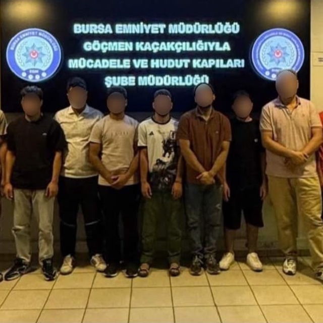Bursa'da kaçak göçmen operasyonu: 11 kişi yakalandı, 1 şüpheli gözaltında