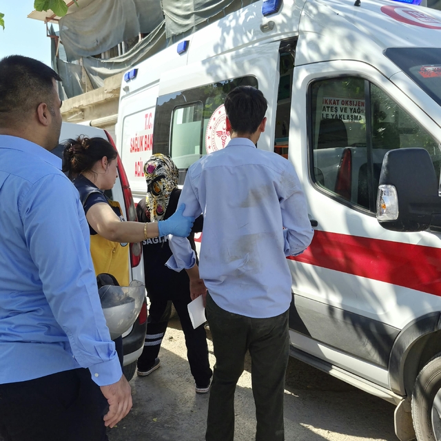 Devrilen motosikletin sürücüsü yaralandı