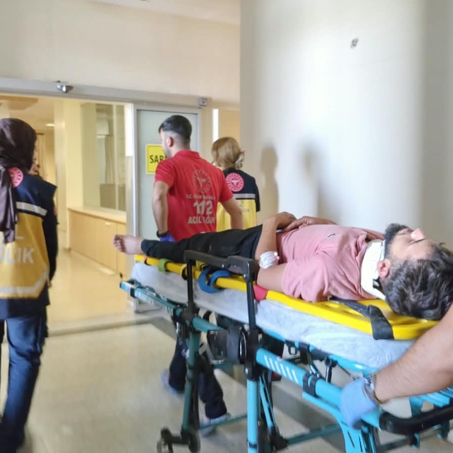 Adıyaman'da iki otomobil çarpıştı: 1 yaralı