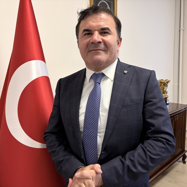 Kırklareli Vali Yardımcısı Tanrıseven'den acil servise habersiz ziyaret
Val...