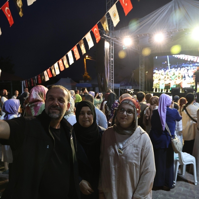 Atakum'da üçüncü kez düzenlenen Fındık Festivali'ne yoğun ilgi