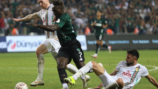 Trendyol Süper Lig: Kocaelispor: 2 - Amed Sportif Faaliyetler: 0 (Maç sonucu)