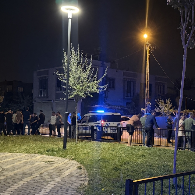 Parkta iki grup arasında kavga
