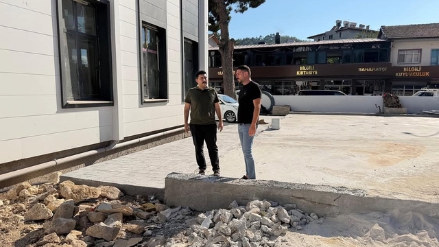 Yayladağı'nda meslek yüksekokulunda çalışmalar sürüyor