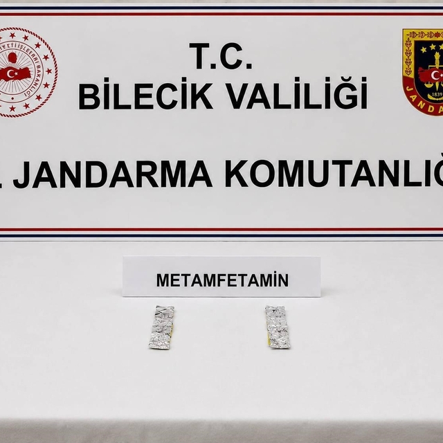 Bilecik'te otomobilde metamfetamin ele geçirildi