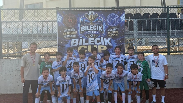 Bilecik CUP U12 Turnuvasının şampiyonu Balkan Termik Spor Kulübü oldu