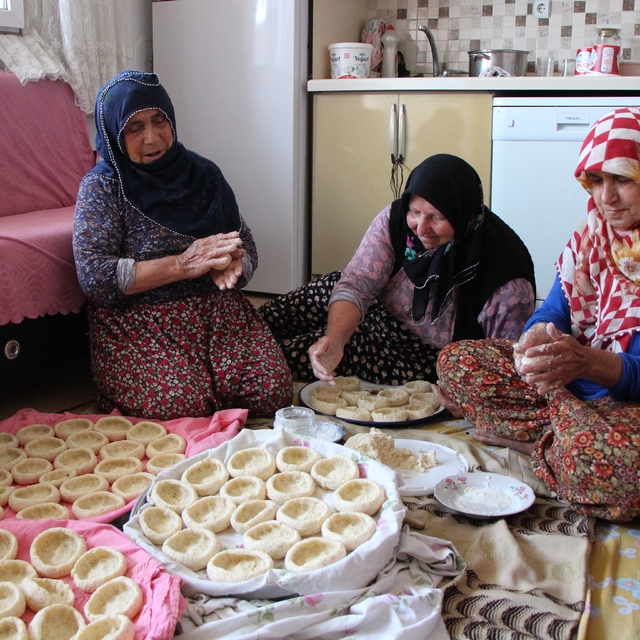 Amasya'da geleneksel 'çanak tarhana' mesaisi başladı