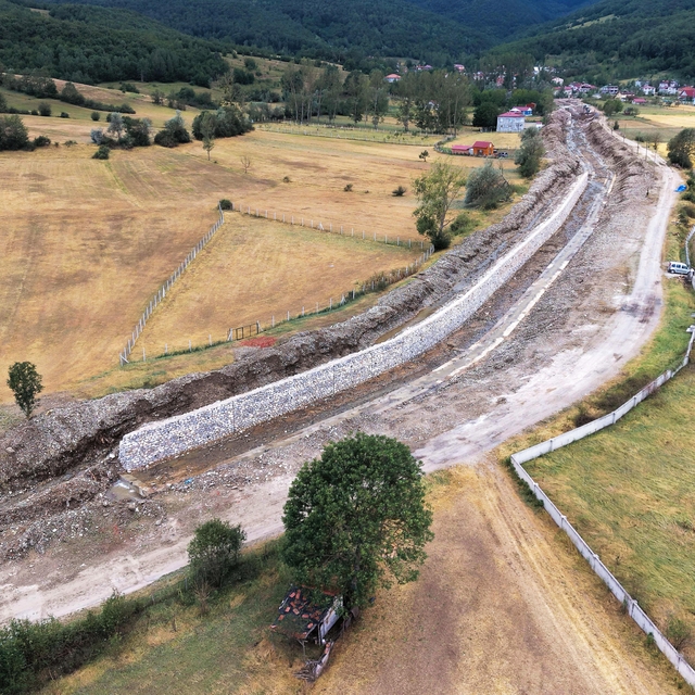 Ladik'te 8 mahalle taşkın riskine karşı korunacak