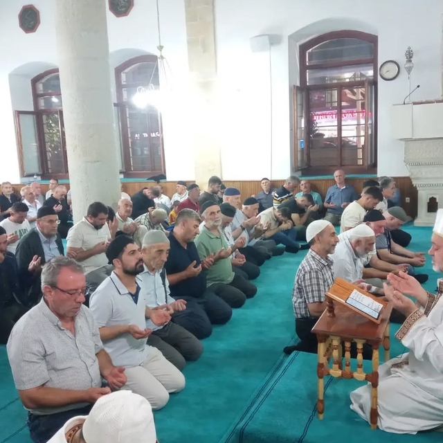 Bayburt'ta Mevlit Kandili tüm camilerde dualarla idrak edildi