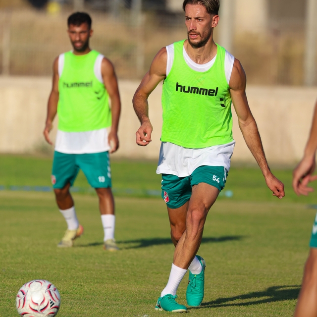 Karşıyaka ile Altay derbi öncesi rakip olacak