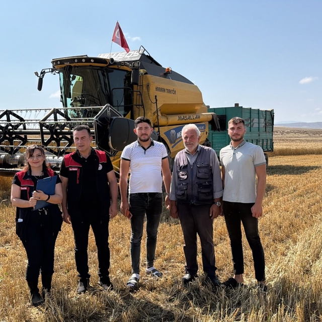 Aydıntepe'de başlayan hububat hasadında biçerdöver kontrolleri yapıldı