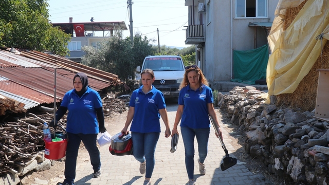 Bozdoğan'da "Belediyen yanında" ekipleri sahada