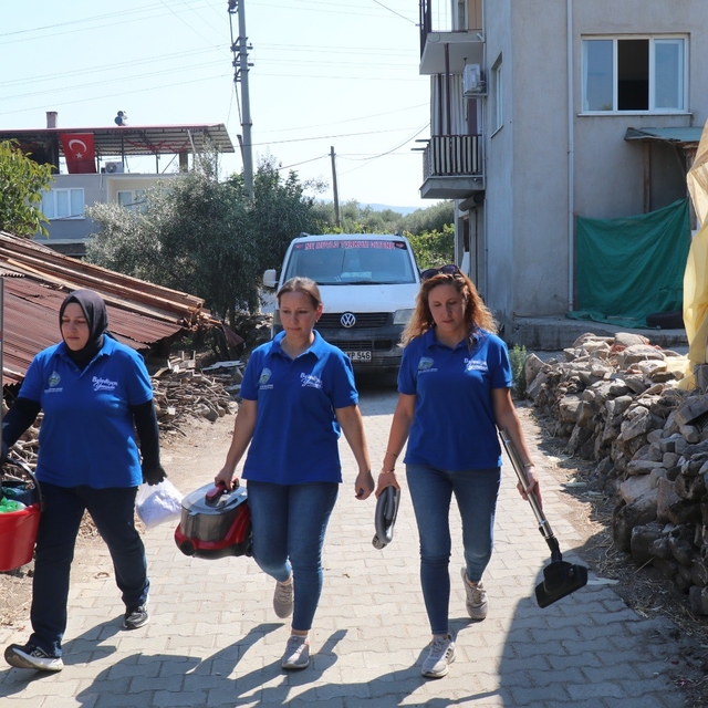 Bozdoğan'da "Belediyen yanında" ekipleri sahada