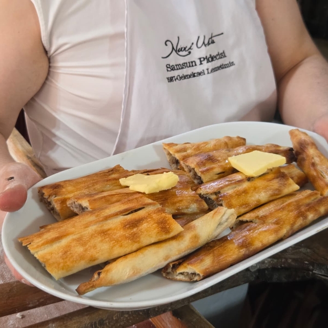 Türkiye'nin en iyi pidesi: 'Samsun pidesi'
Dünyanın en iyi pideleri listesi...