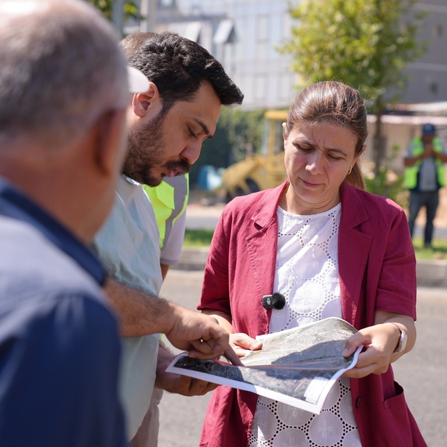 Eşbaşkan Bucak, üstyapı çalışmalarını inceledi