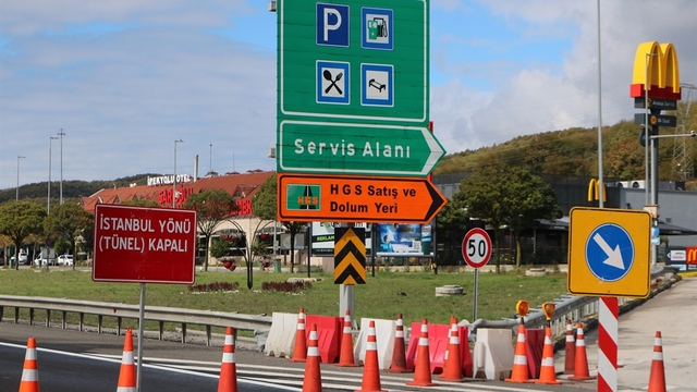 Anadolu Otoyolu'nun İstanbul istikametinde yol çalışması