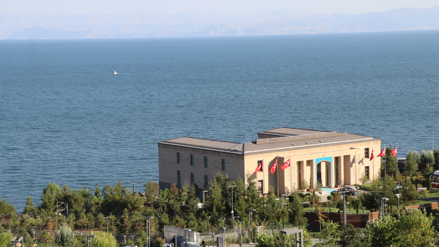 Cumhurbaşkanı Erdoğan: Eninde sonunda kan tüccarları kaybedecek (2)