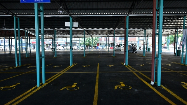 Manisa'da 500 araçlık otoparkta ilk 2 saat ücretsiz