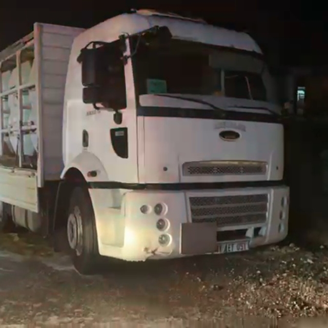 Asit sızıntısı ekipleri harekete geçirdi