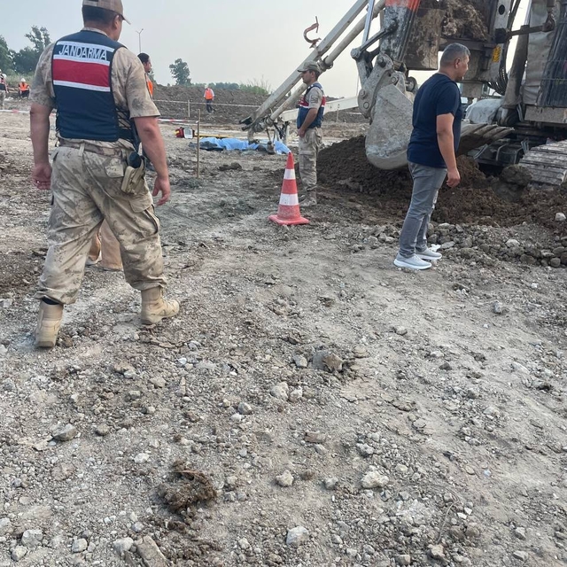 Beton pompası üzerine düşen işçi öldü