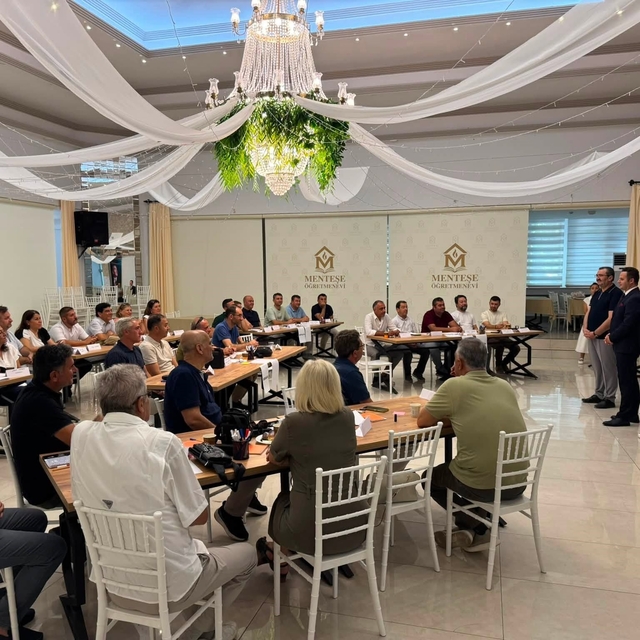 Muğla'da okul müdürlerine "etkili okul yönetimi" semineri