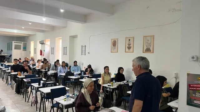 Çermik Etüt Merkezinde öğrenciler sınava hazırlanıyor