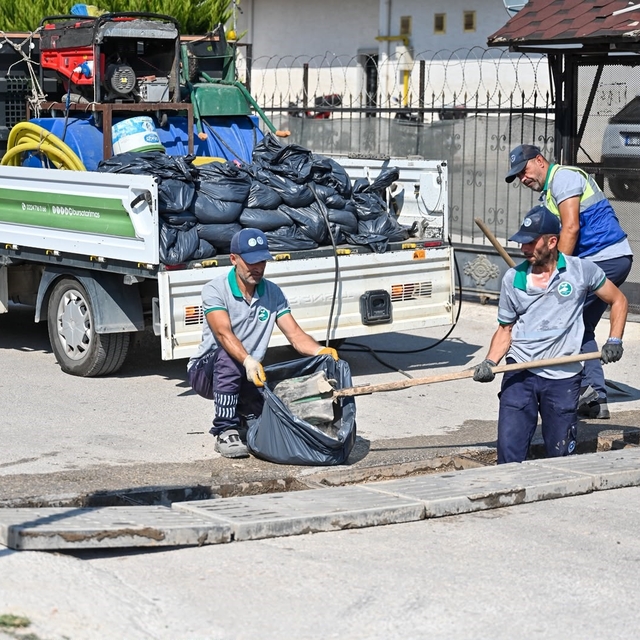 Büyükşehir'den altyapıya bahar temizliği