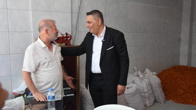 Başkan Sadıkoğlu: "Kayısıda herkes kazanmalı"