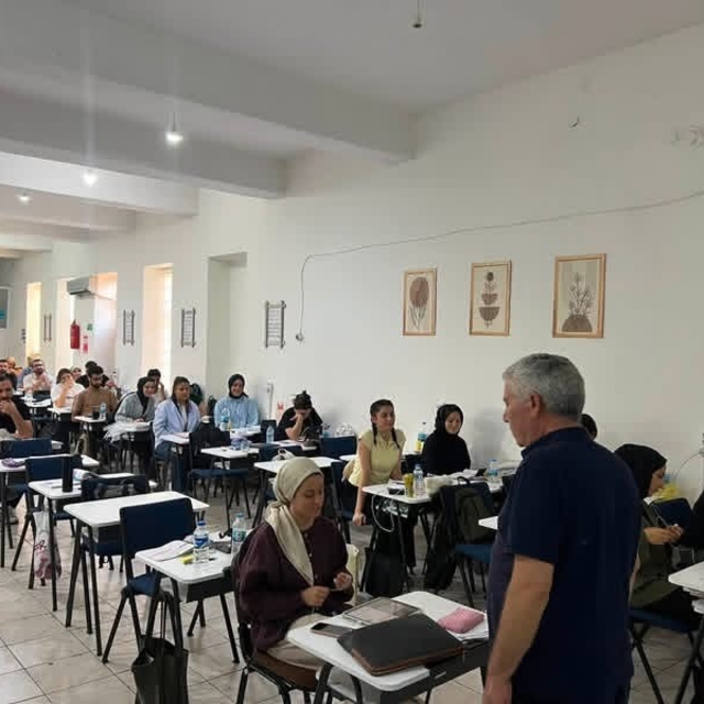Çermik Etüt Merkezinde öğrenciler sınava hazırlanıyor