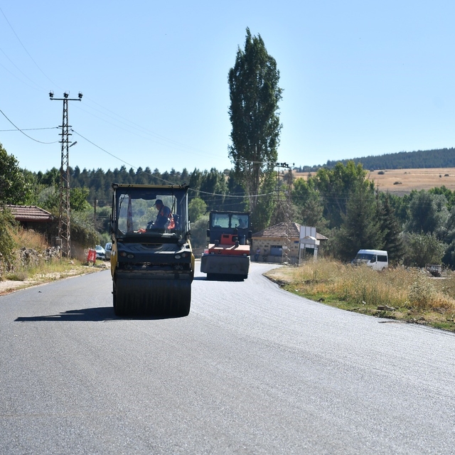 Büyükşehir'den Felahiye Büyüktoraman Mahallesi'ne 16.8 milyon TL'lik ulaşım...