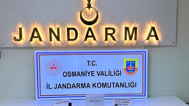 Osmaniye'de jandarmadan patlayıcı ve silah operasyonu