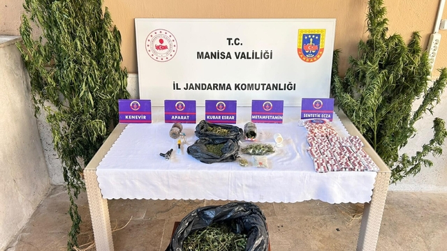 Manisa'da uyuşturucu operasyonu; 4 tutuklama