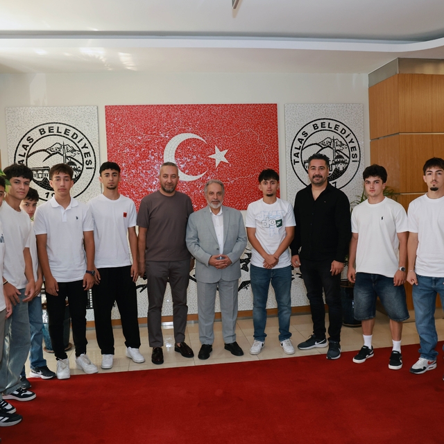 Talas Sporcu Fabrikası'ndan Kayserispor'a 9 futbolcu daha