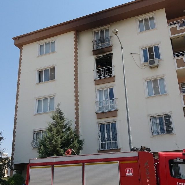 Kilis'te korkutan yangın