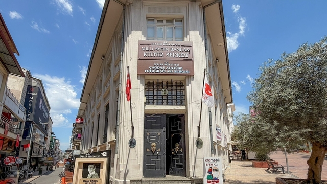 Efeler'deki sergi ziyaretçilerini tarihi yolculuğa çıkaracak