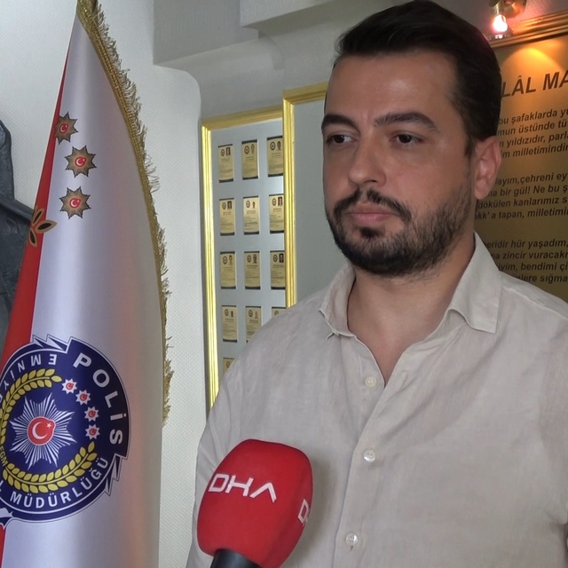 Nefes borusuna yemek kaçan kadını, polis Heimlich manevrasıyla kurtardı (2)