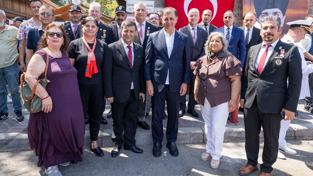 Başkan Tugay, şehit aileleri ve gazilerle buluştu