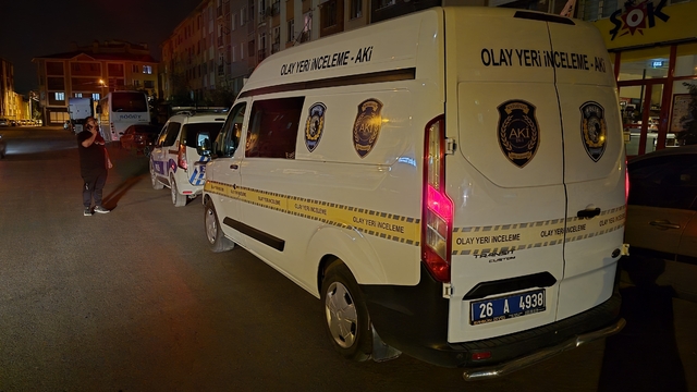 Kalp krizi geçiren şahıs ambulansta hayatını kaybetti
Şahsın ölümüyle ilgili inceleme başlatıldı